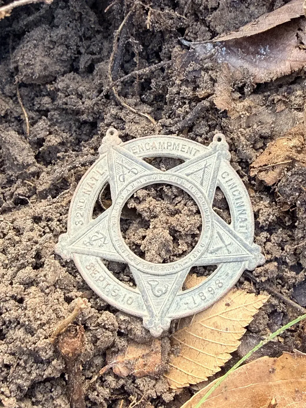 1898 encampment medallion recovered in Muskogee County, Oklahoma
